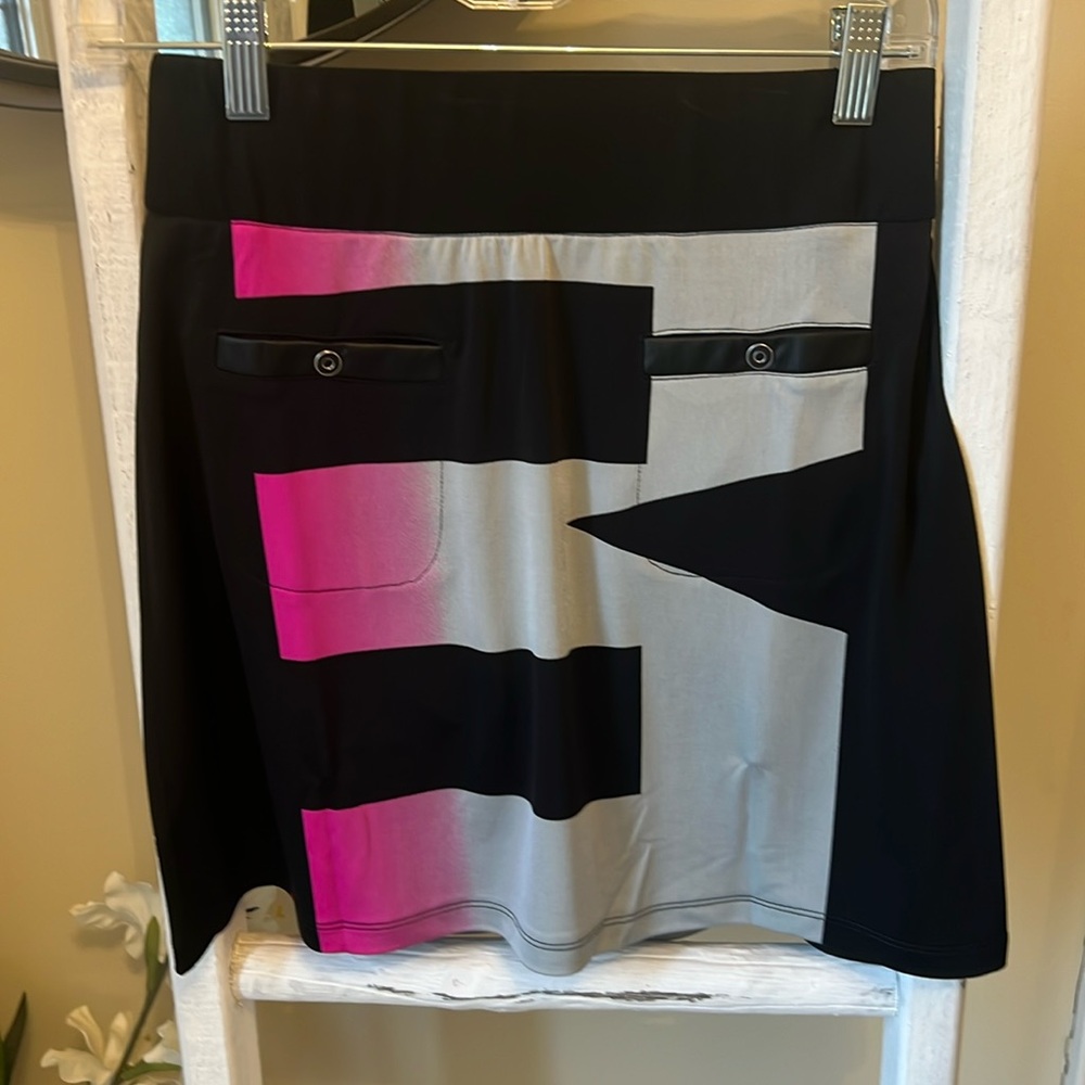 Jamie Sadock Black, Gray and Pink Golf Skirt.  Size XS